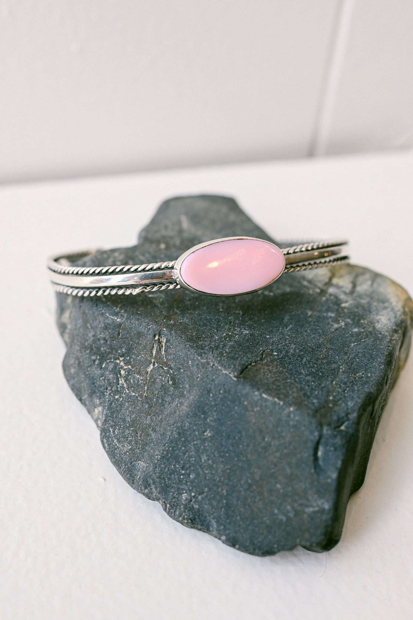 Navajo Pink Conch Sterling Silver Bracelet