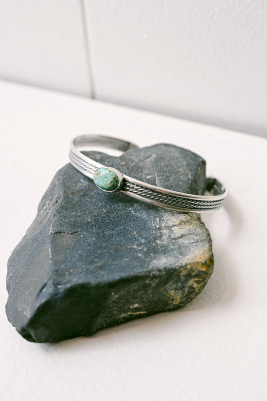 Navajo Sterling Silver Oval Turquoise Bracelet