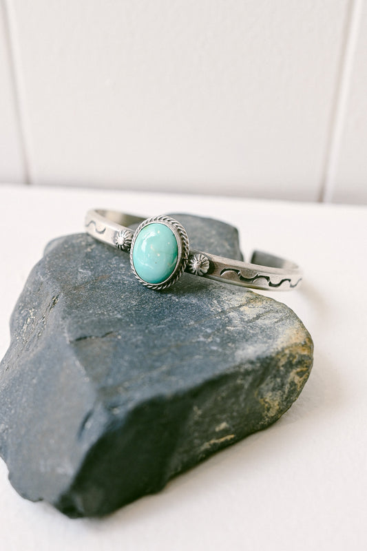 Samuel Yellowhair Navajo Handmade Sonoran Gold Large Oval Turquoise Bracelet