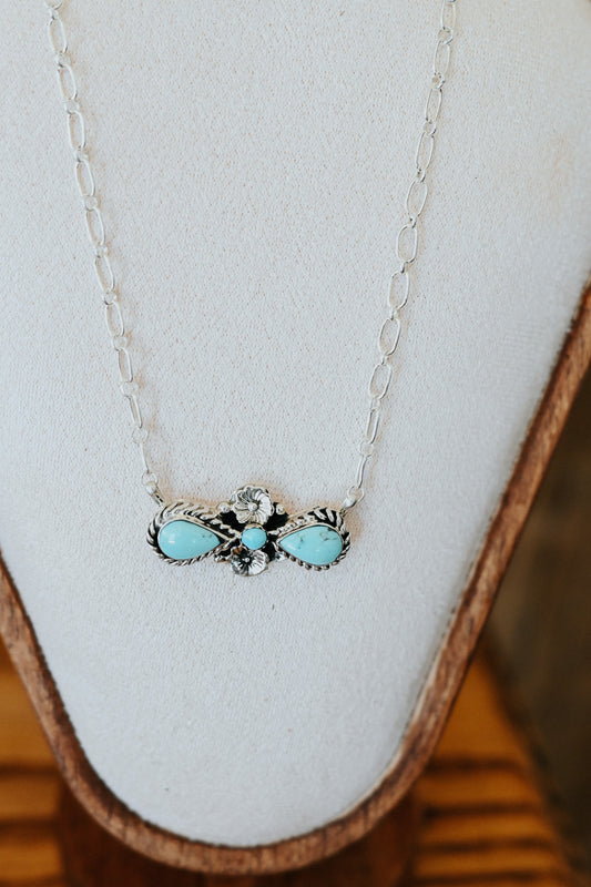 Arlene Lewis Navajo Handmade Kingman Turquoise Necklace