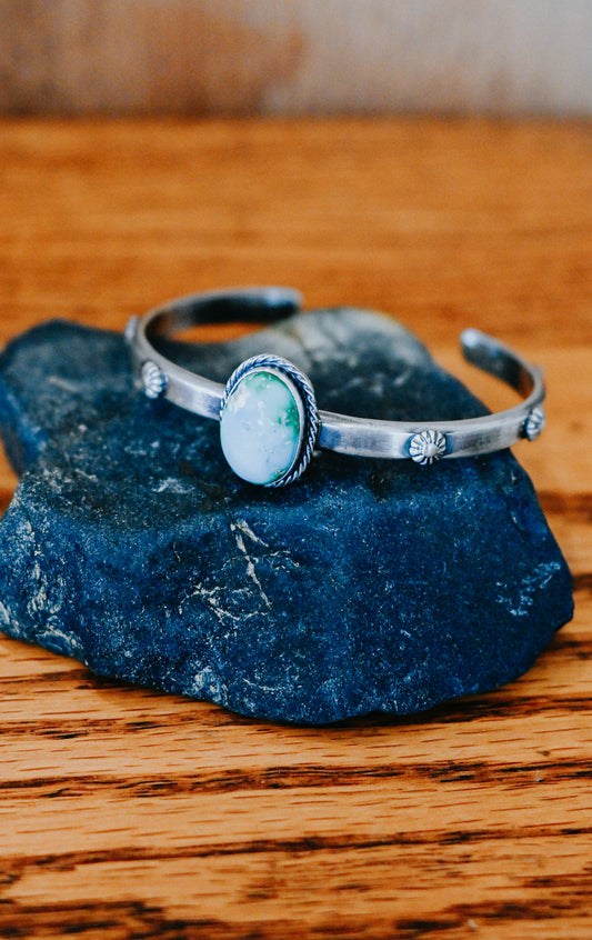 Samuel Yellowhair Navajo Handmade Sonoran Gold Large Oval Turquoise Bracelet