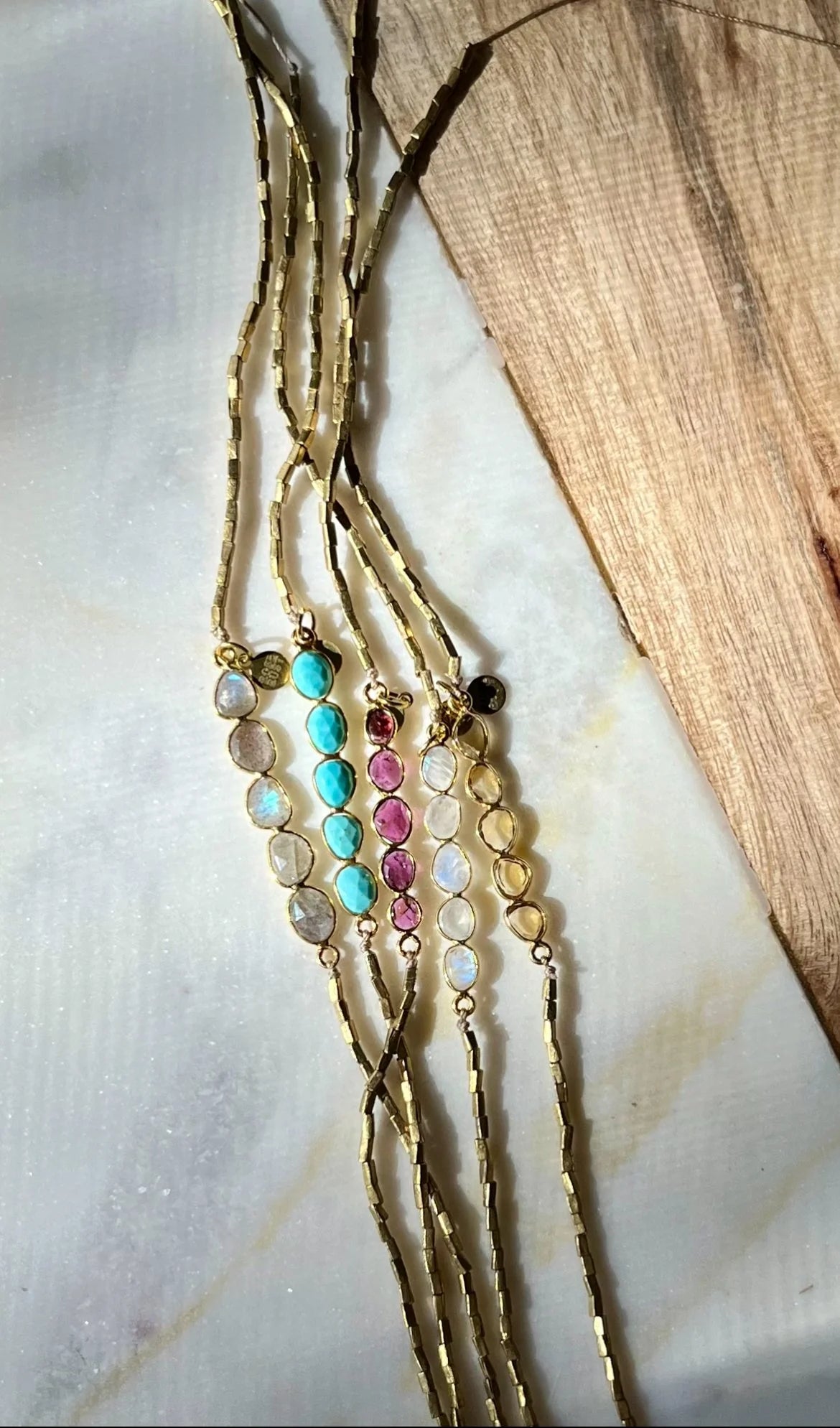Bezel Side Gemstone Hat Band