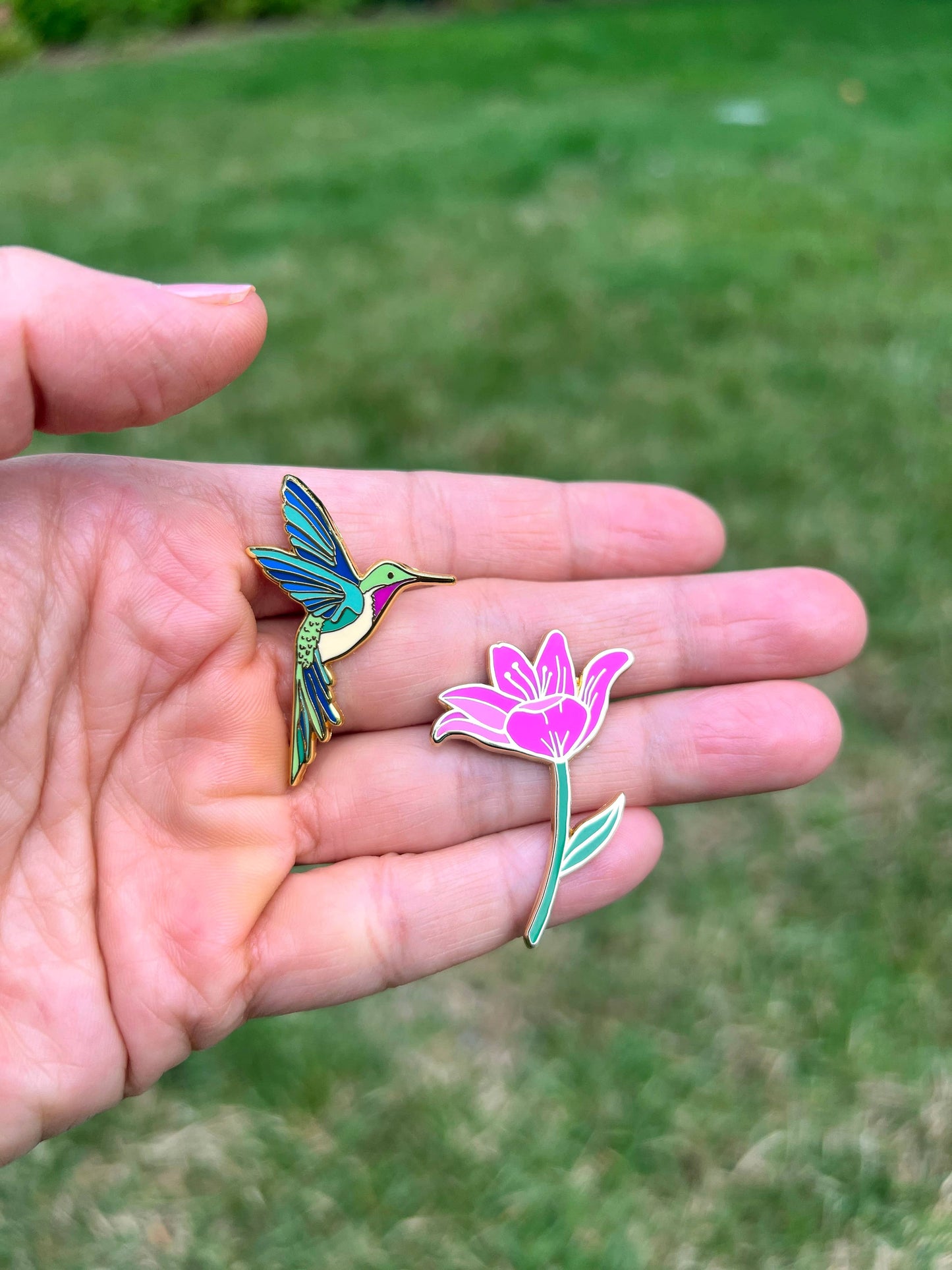 Hummingbird Pin