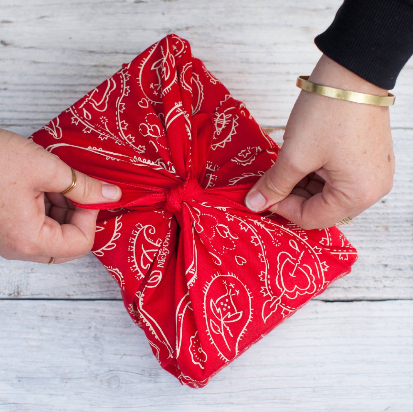 Dixon 22-Inch Red Paisley Western Cotton Bandana