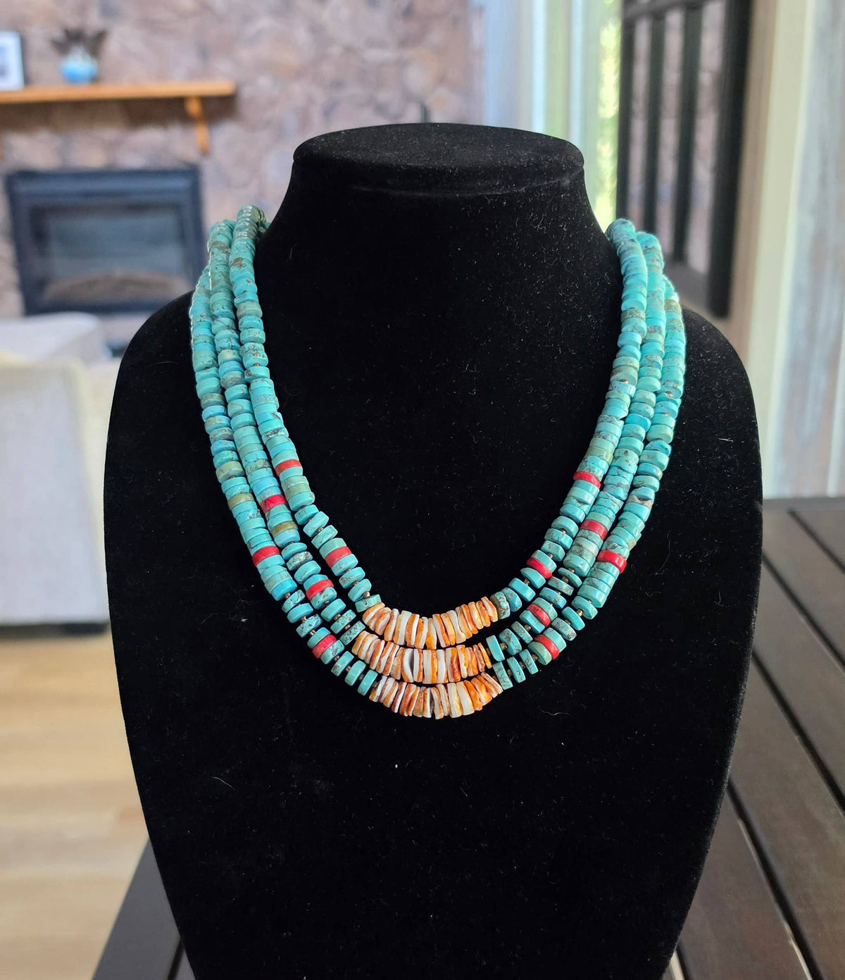 One Tibetan Turquoise Spiny Oyster Shell Coral Necklace