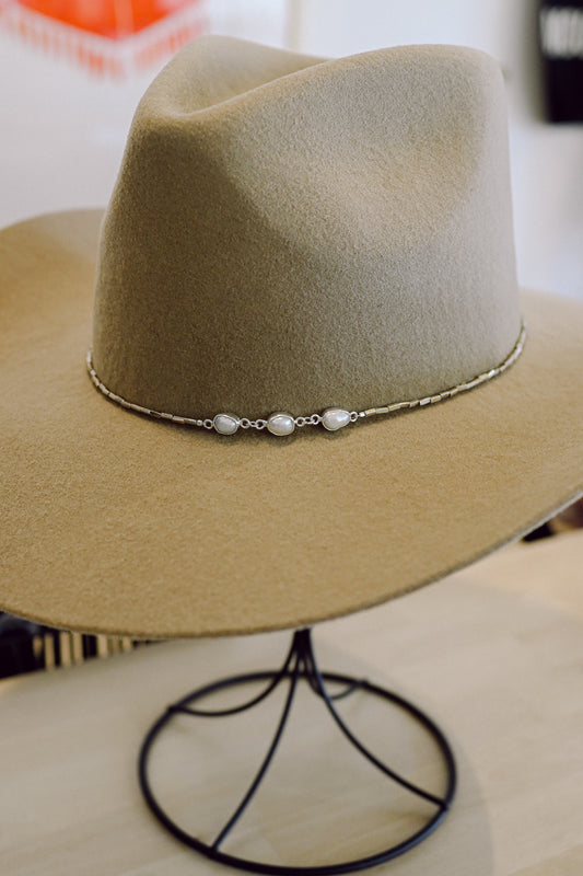 Three Bezel Pearl with Silver Beads Hat Band