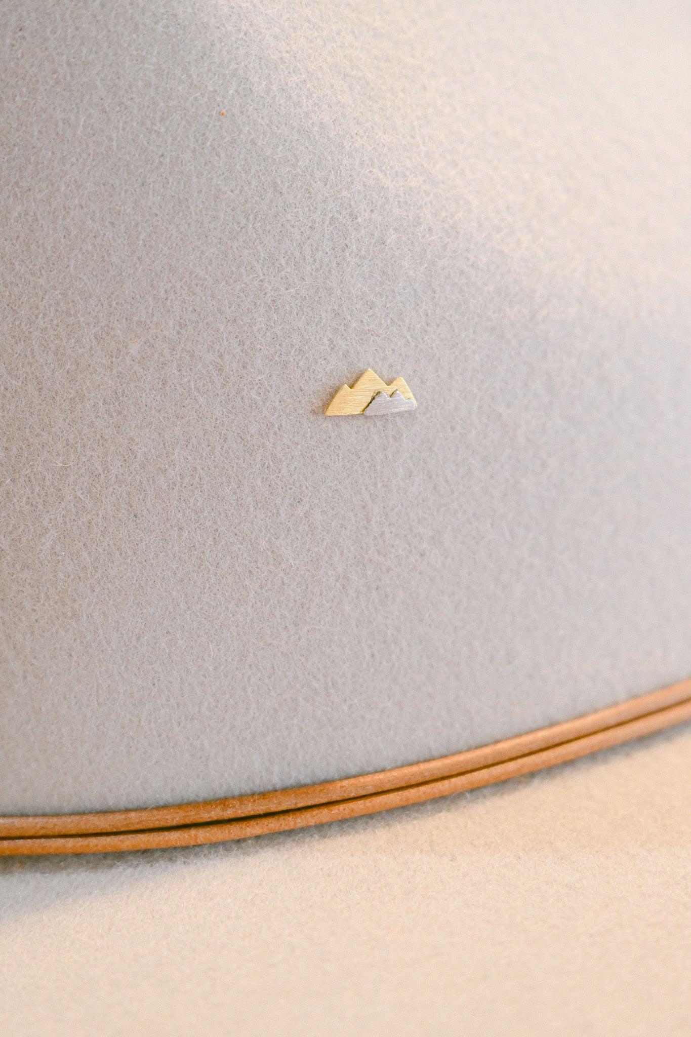 Two Toned Mountain Hat Charm