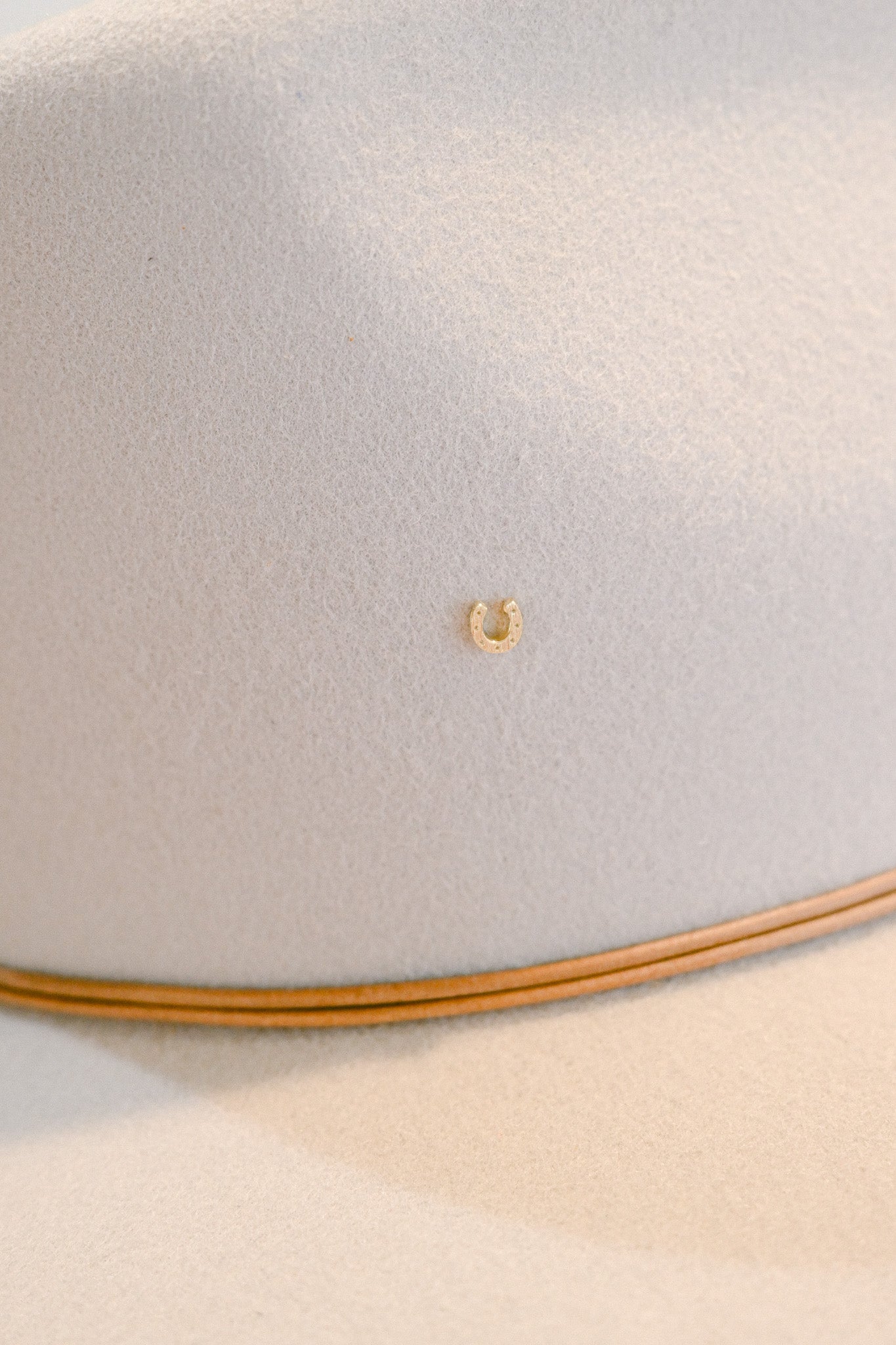 Horse Shoe Hat Charm