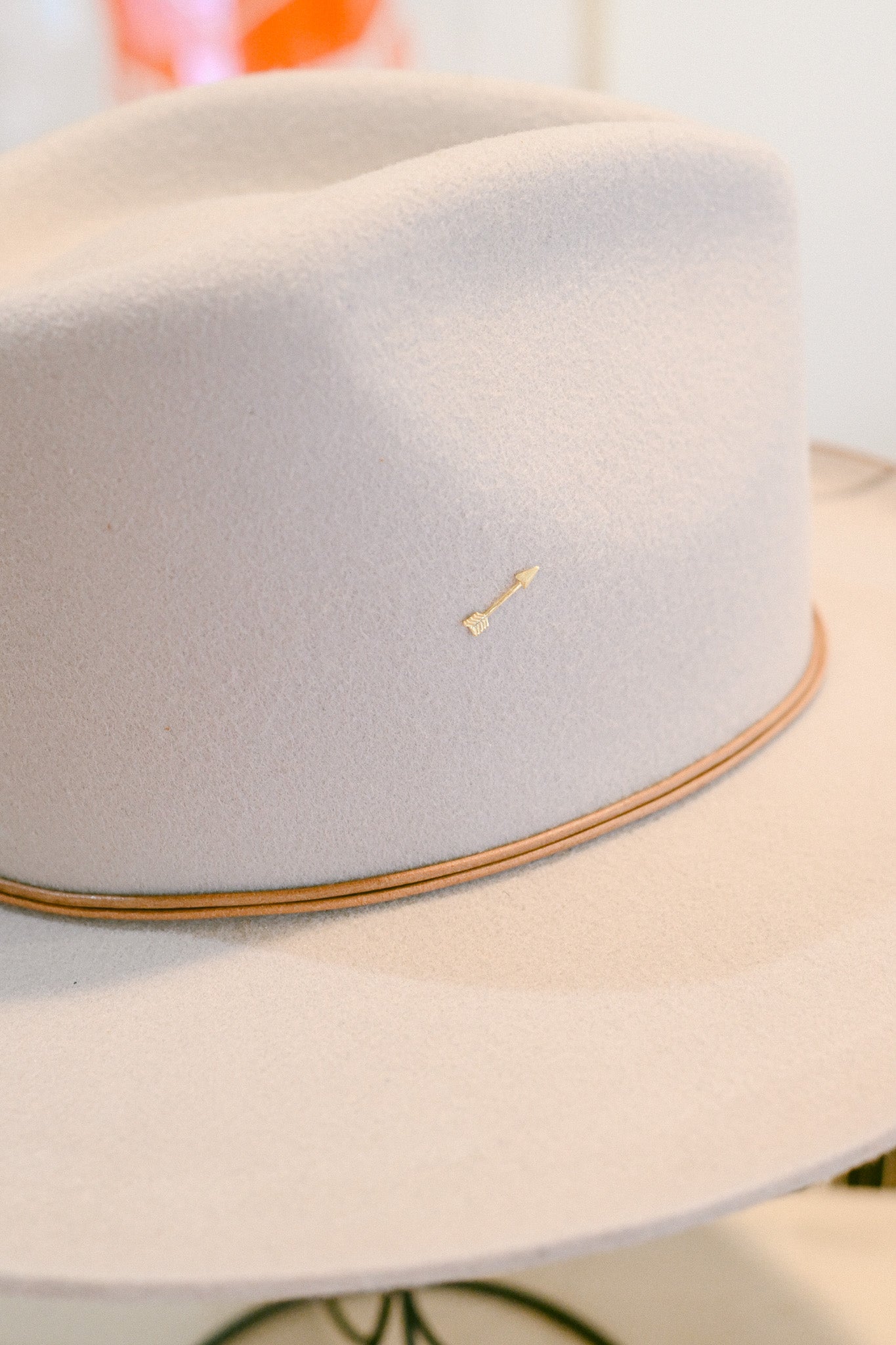 Arrow Hat Charm