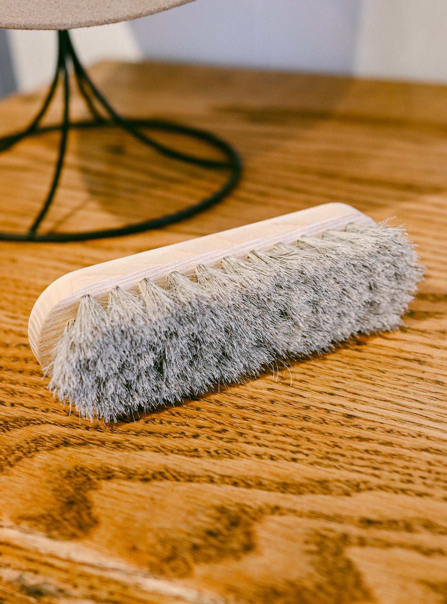 Light Hat Brush