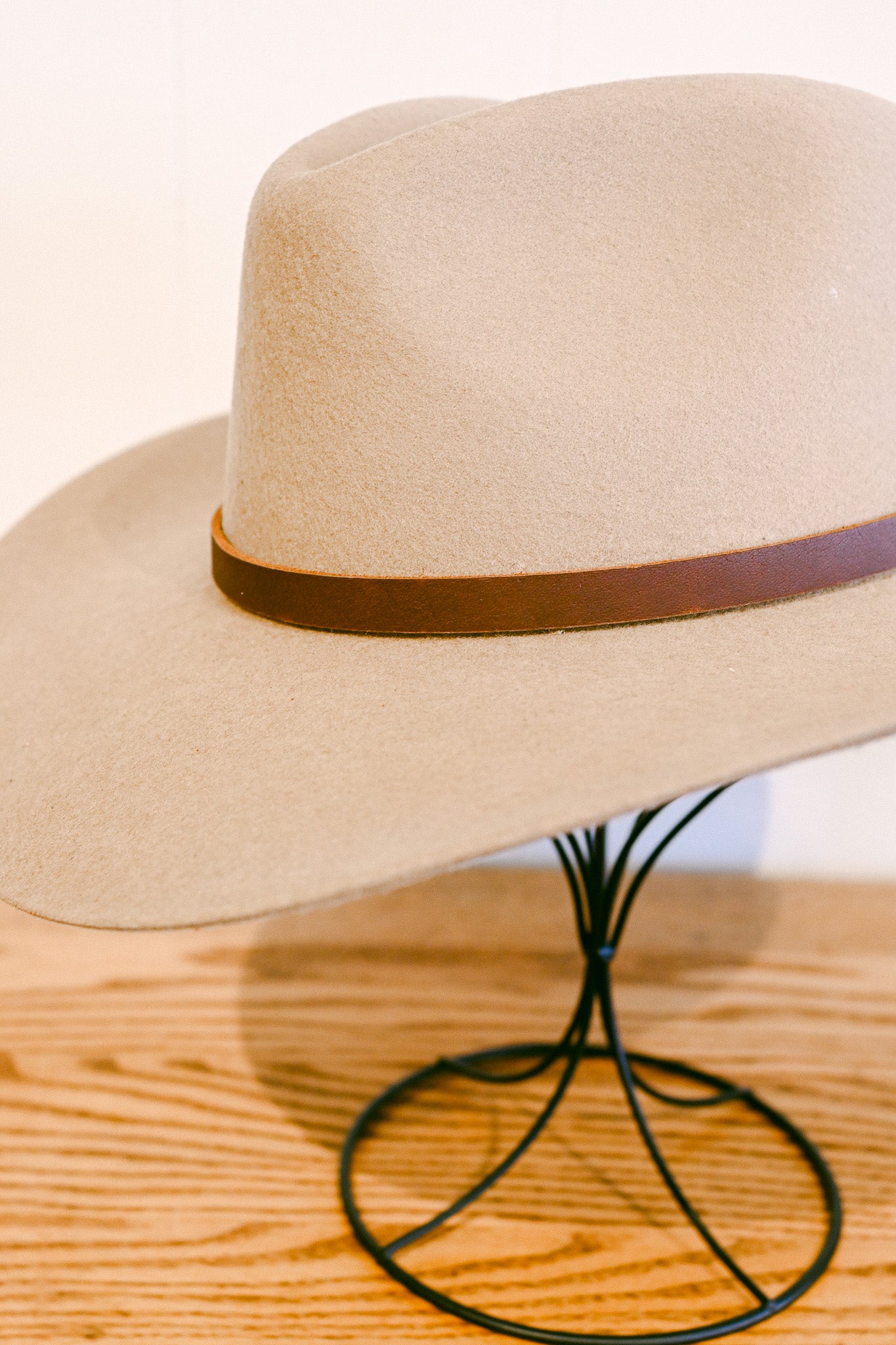 Leather Hat Band with Deerskin Tie - 3/4"