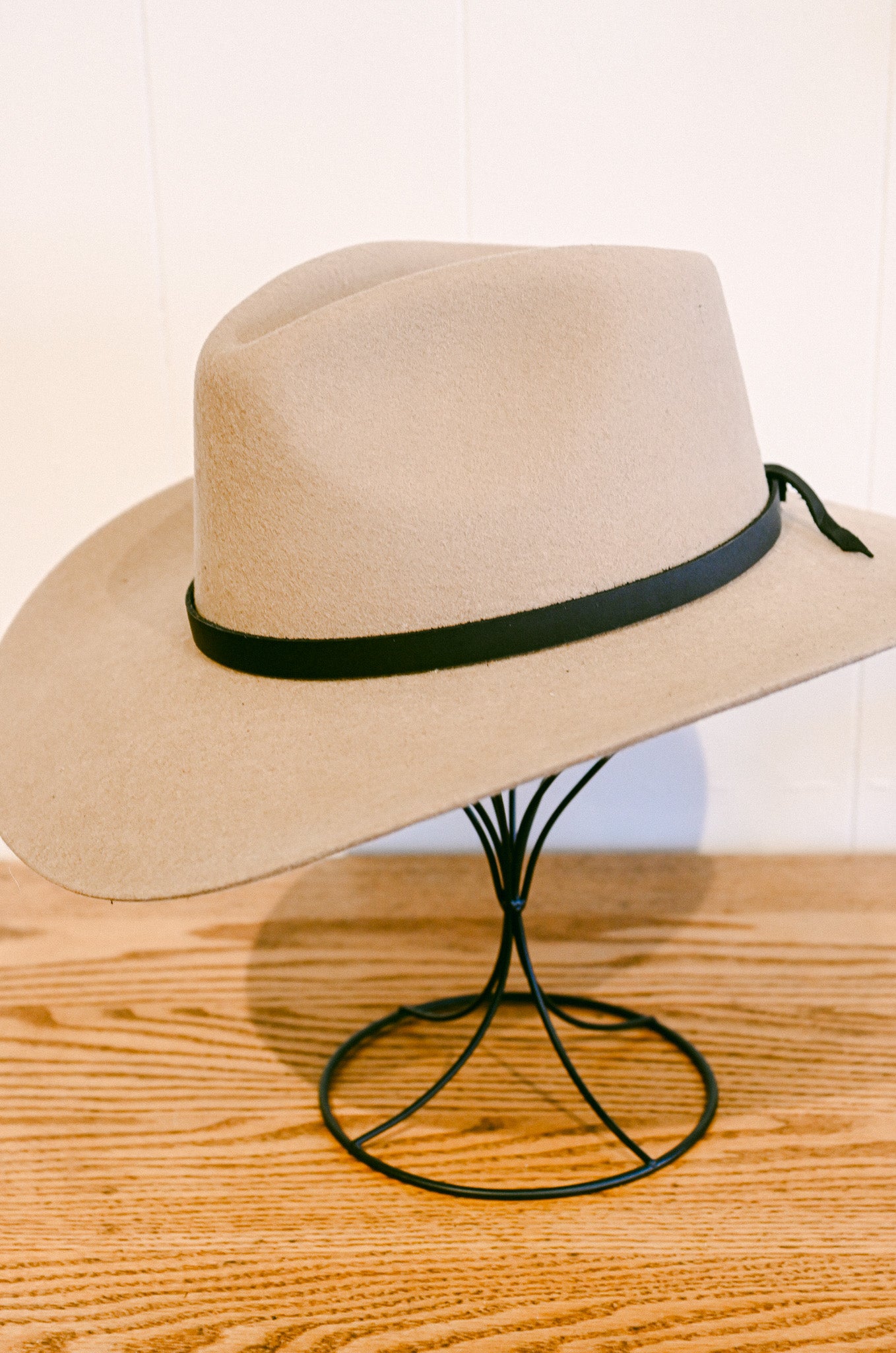 Leather Hat Band with Deerskin Tie - 3/4"