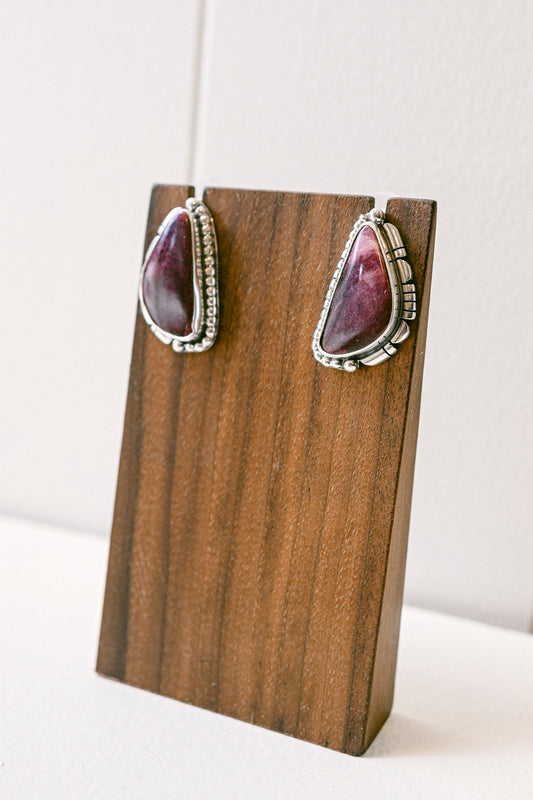 Lucian Koinva Hopi Purple Spiny Oyster Sterling Silver Post Earrings