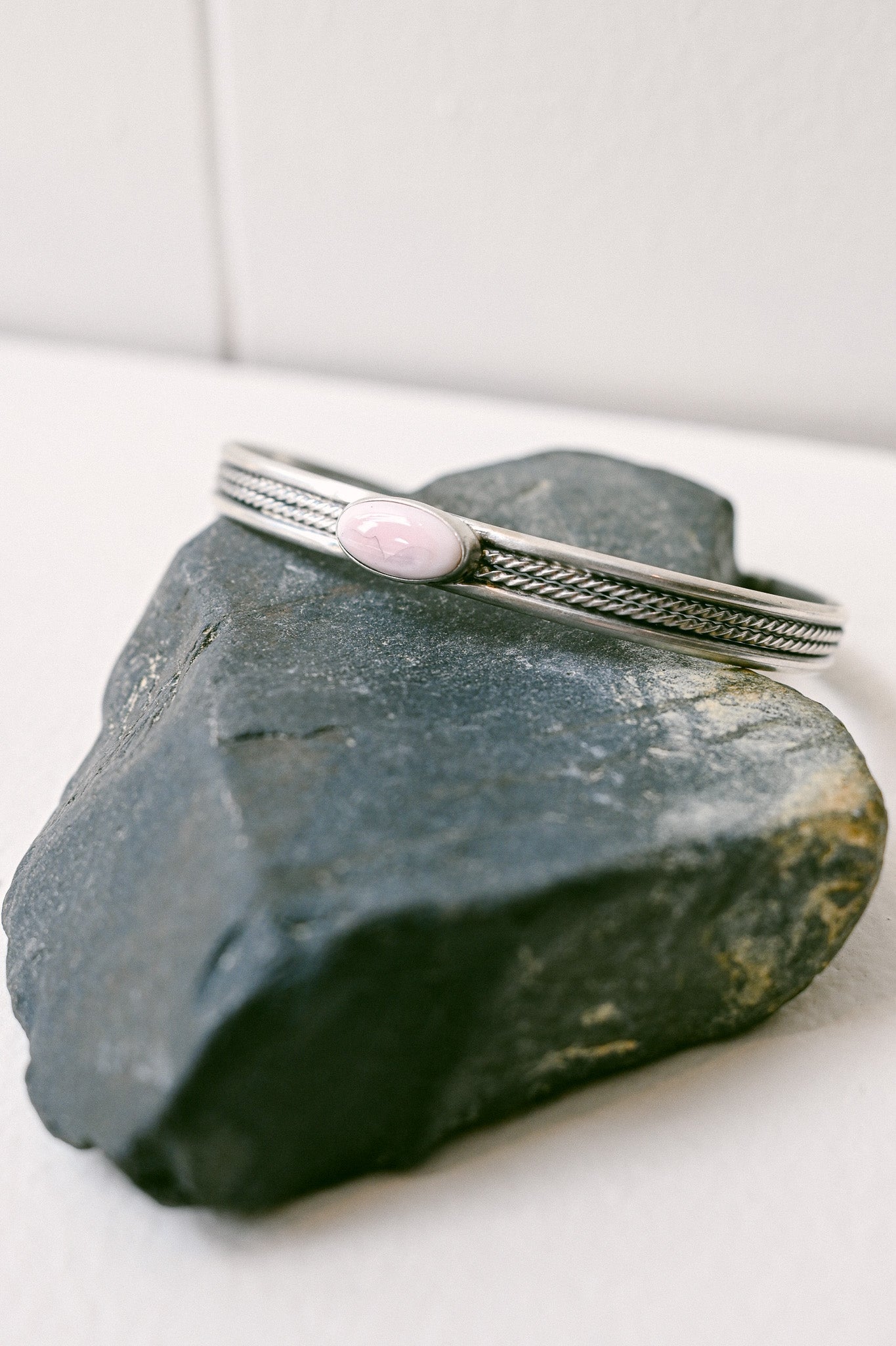 Glen Willie Navajo Pink Conch Sterling Silver Bracelet