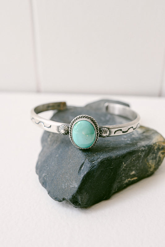 Samuel Yellowhair Navajo Handmade Sonoran Gold Large Oval Turquoise Bracelet