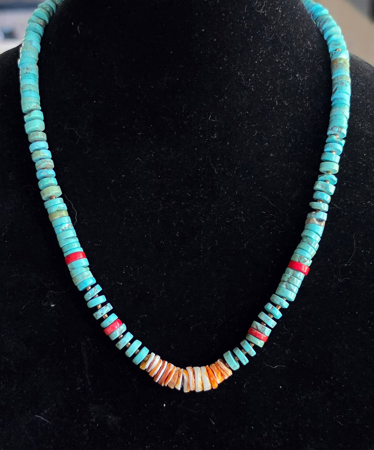 One Tibetan Turquoise Spiny Oyster Shell Coral Necklace