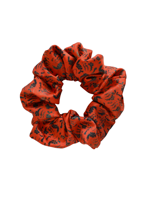 Spurs N’ Horseshoes in Rust Scrunchie Cowgirl Hair Accessory