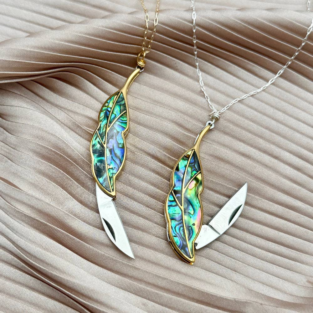 Plume Necklace