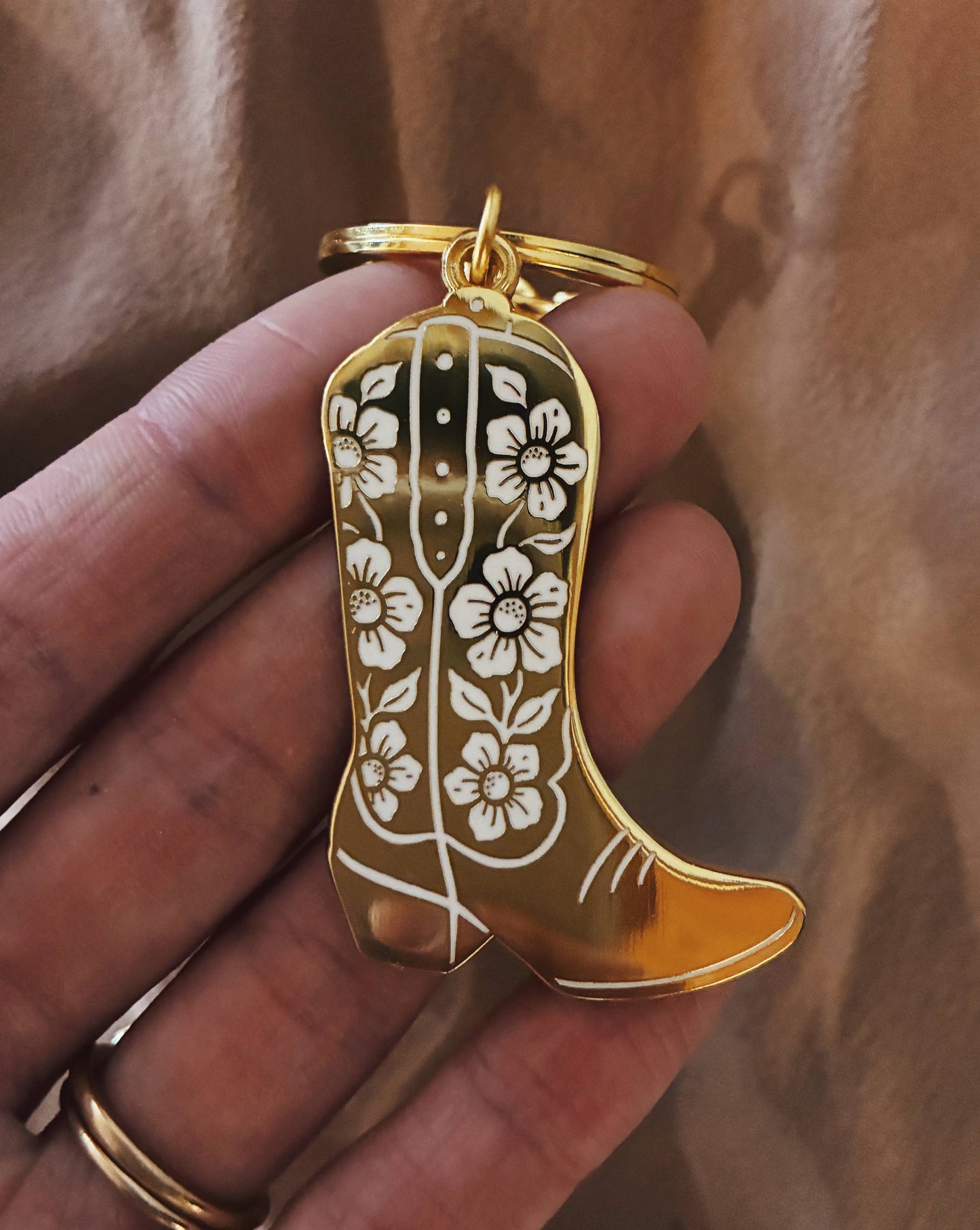 Cowboy Boot Keychain – Gold Enamel Accessory for Bags or Key